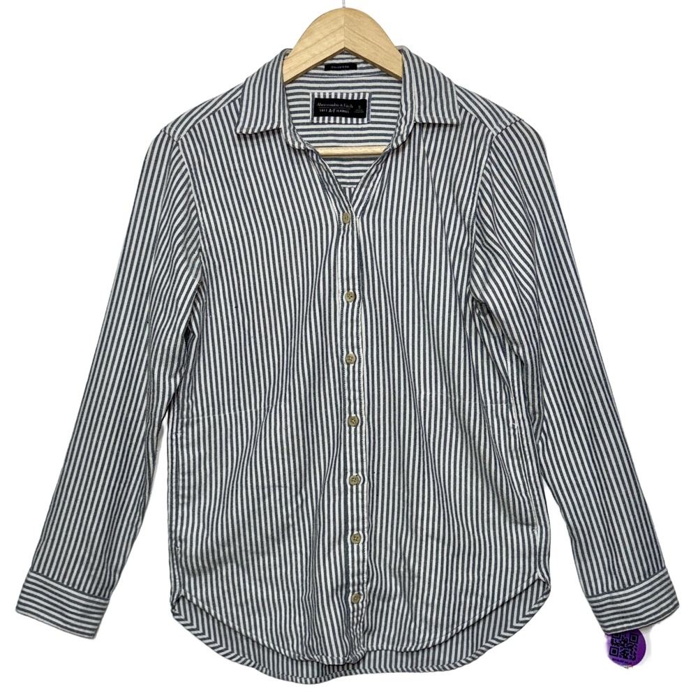 Abercrombie & Fitch A&F Flannel White Blue Striped Button Down Shirt Size Small